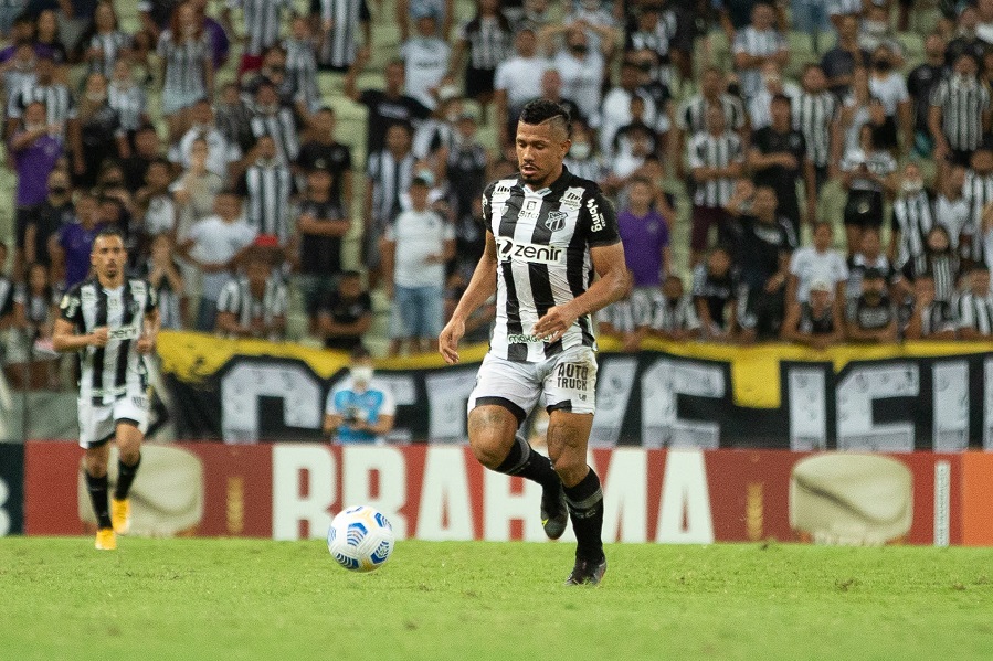 Na Arena Castelão, Ceará recebe o Corinthians pela 35ª rodada da Série A