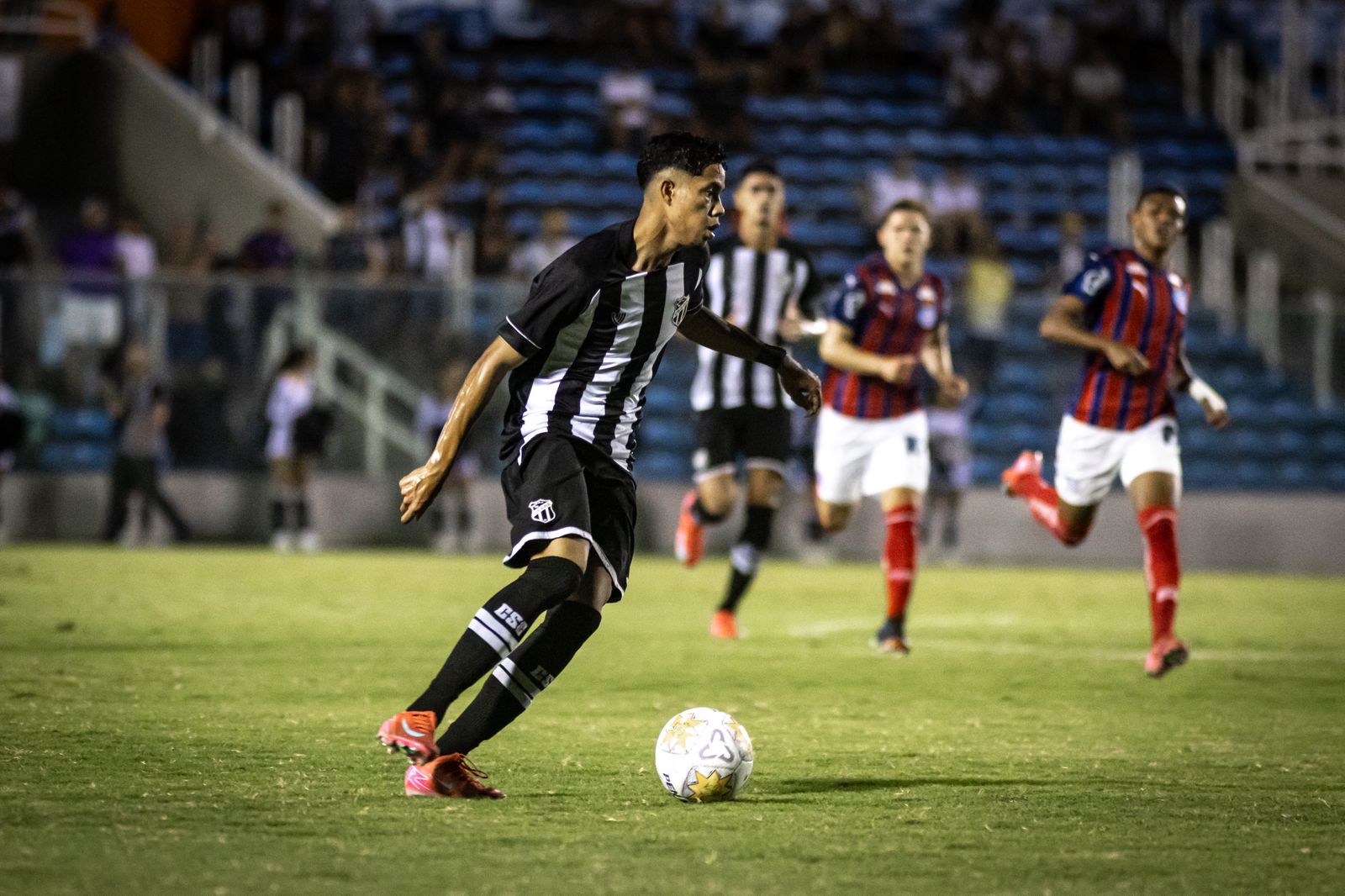 Sub-20: Ceará luta, mas é superado pelo Bahia no duelo de ida da final da Copa do Nordeste