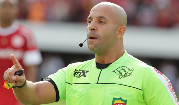 Árbitro Jean Pierre apitará o confronto entre Boa Esporte e Ceará