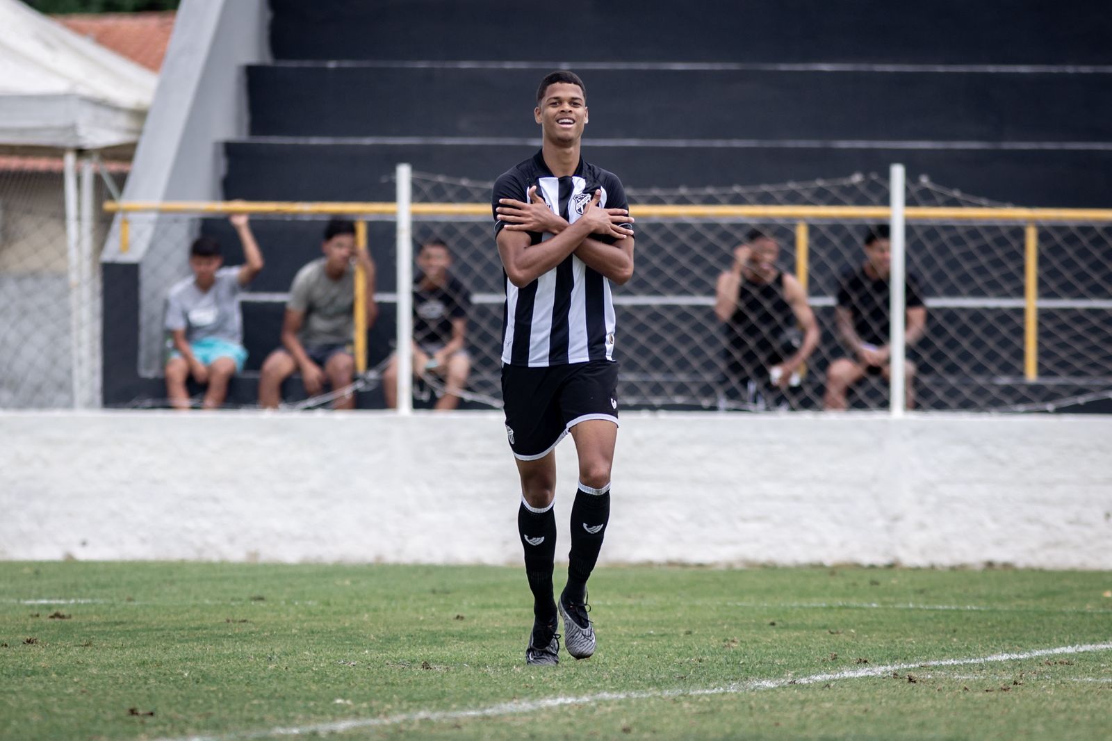 Sub-17: Ceará bate o Anjos do Céu por 2 x 1 pelo Campeonato Cearense