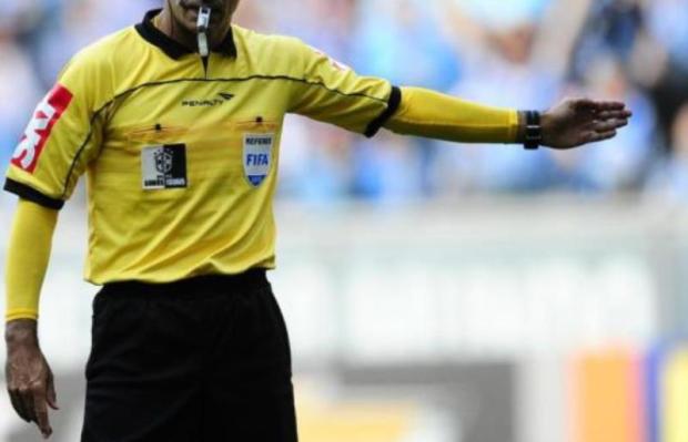 Flamengo x Ceará: Trio de arbitragem escalado é do Paraná