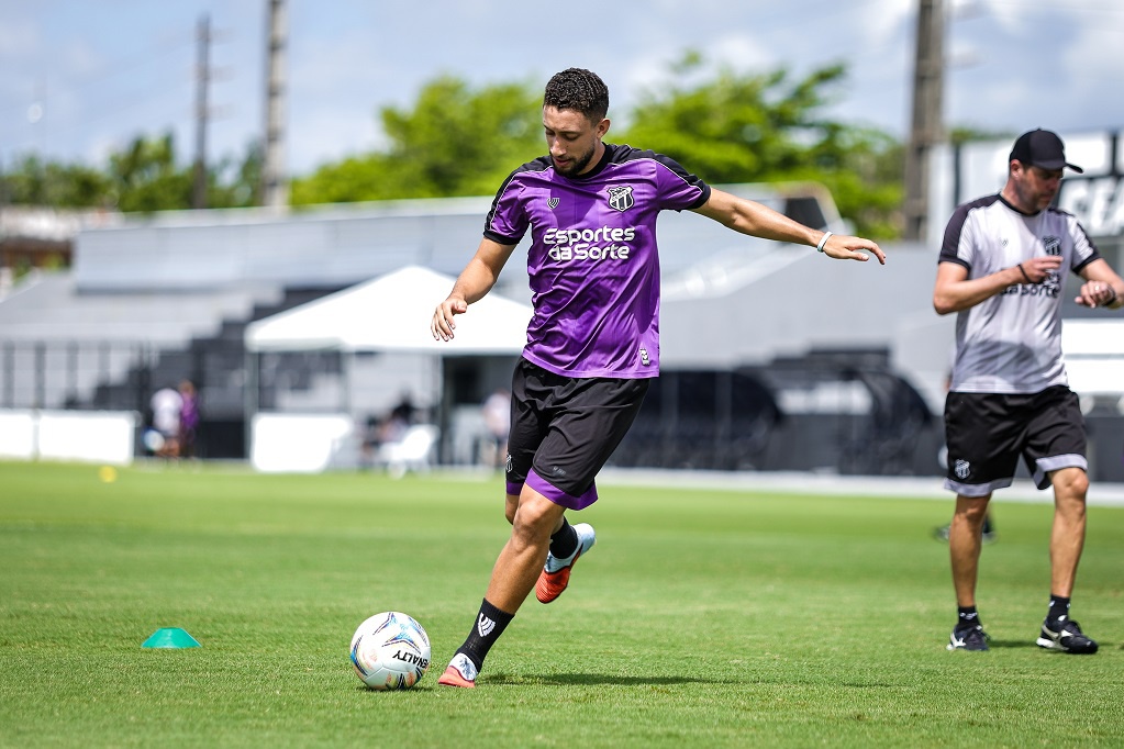 Elenco alvinegro tem manhã de atividades em Porangabuçu e segue em preparação para duelo com o ABC