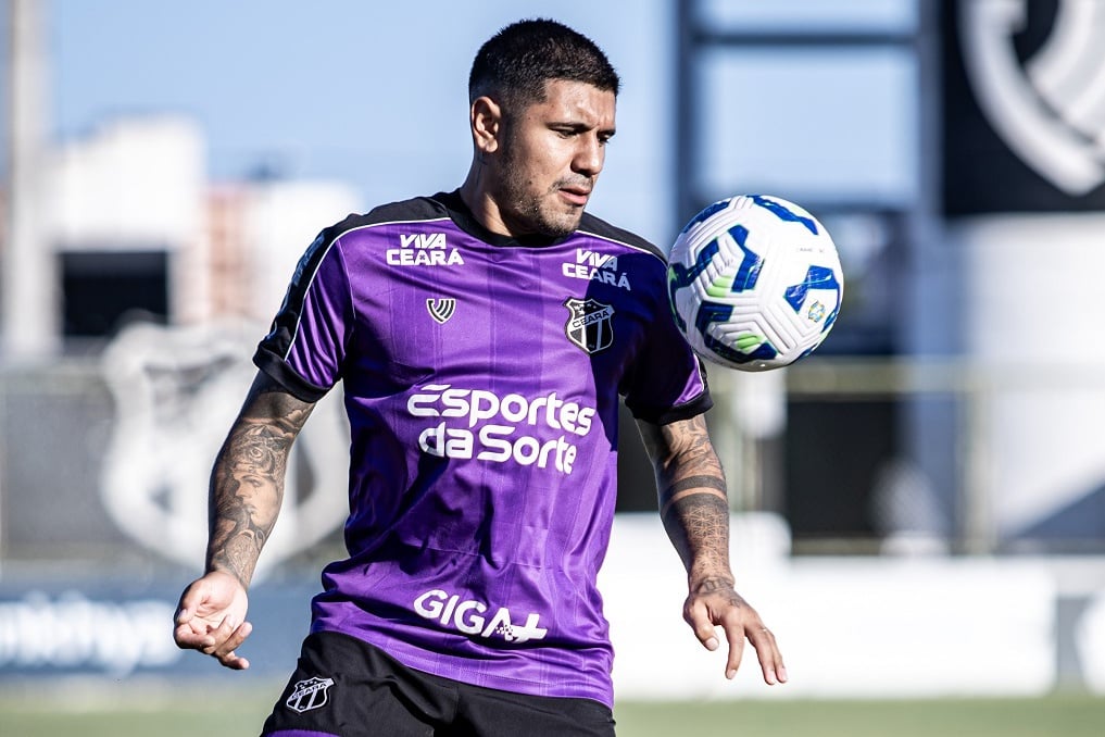 Elenco alvinegro realiza trabalho tático e fecha penúltimo treinamento da semana