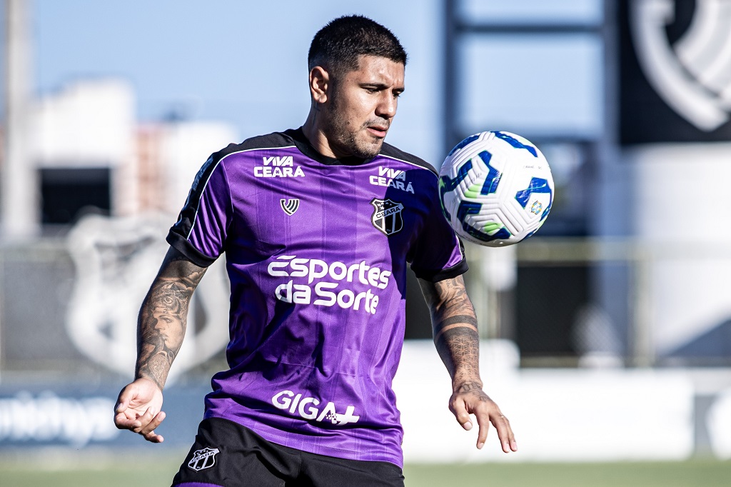 Elenco alvinegro realiza trabalho tático e fecha penúltimo treinamento da semana