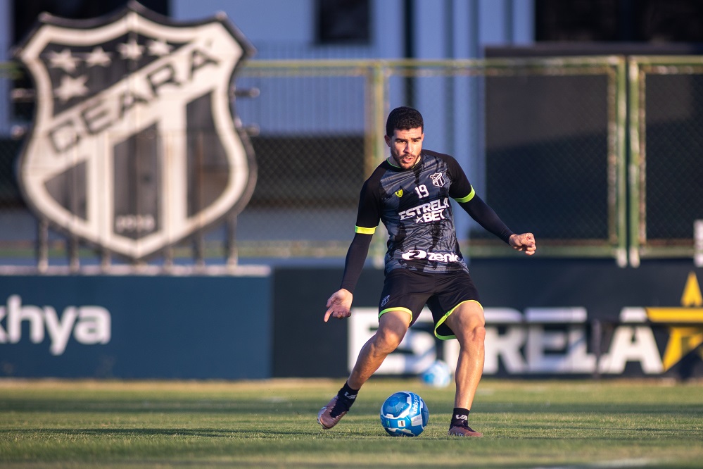 Treino tático marca o segundo dia de treinos do Ceará para a próxima rodada da Série B