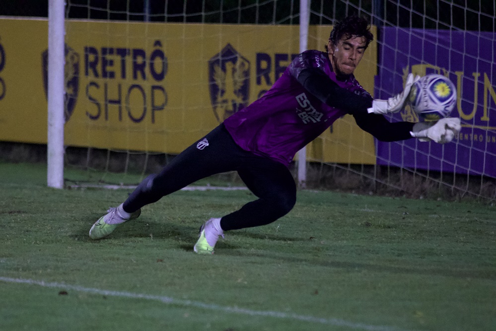 Com treino apronto, Ceará fecha preparação para encarar o Sport