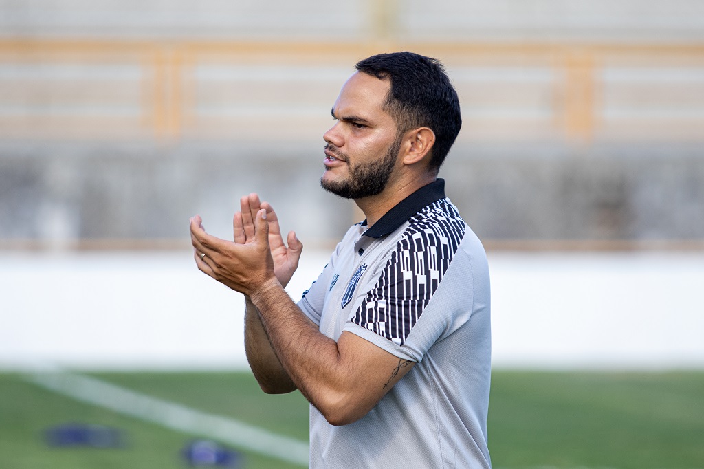 Fut. Feminino: Ceará inicia semana de preparação para Clássico-Rainha com treinamento físico