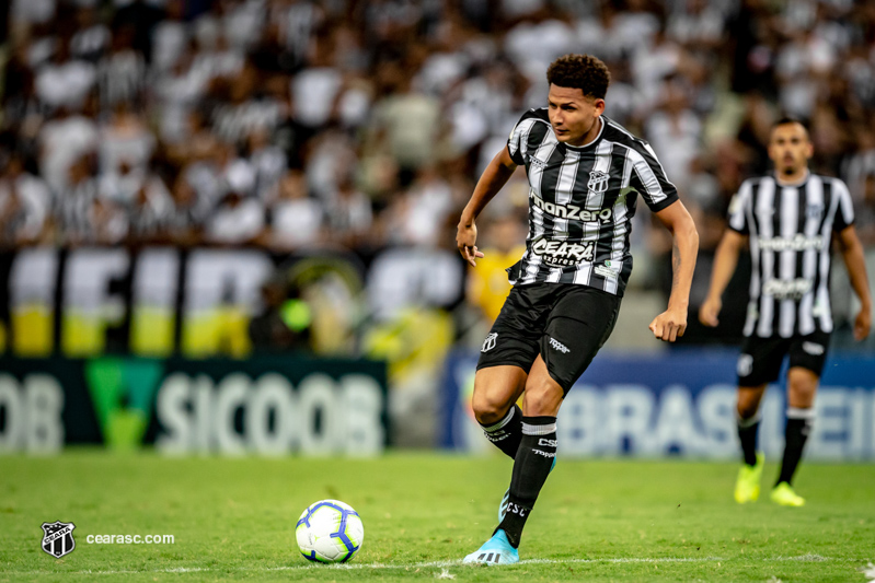 Felippe Cardoso: “O apoio do torcedor nos ajuda a vencer”
