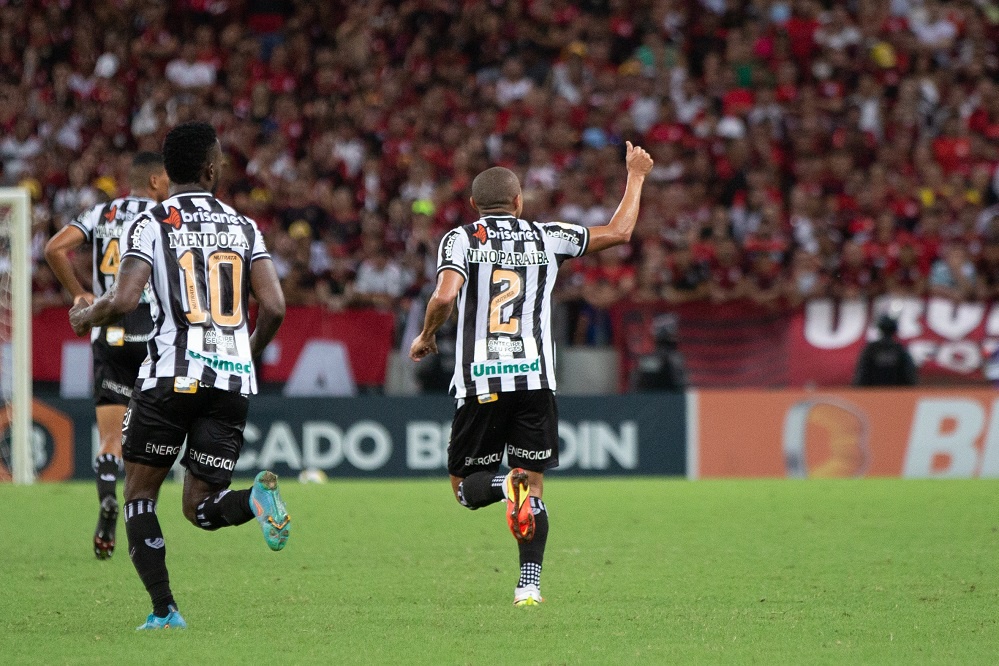 Com apoio da torcida, Ceará luta até o final e conquista mais um ponto na Série A