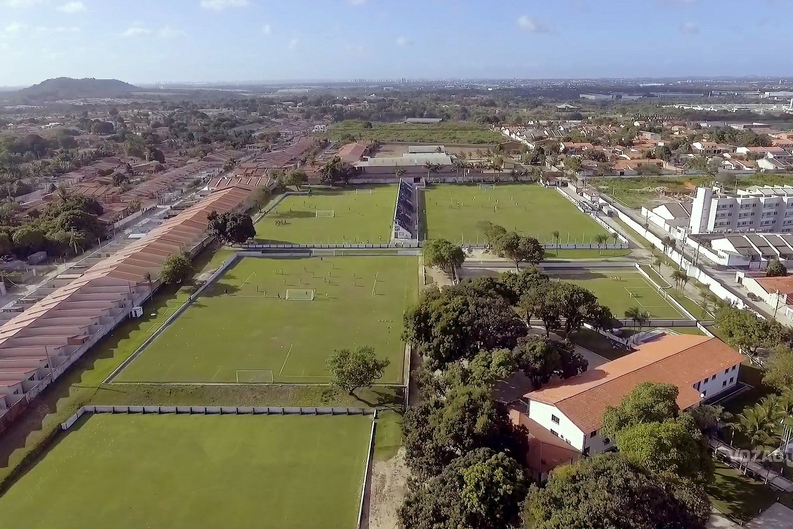 Ceará recebe a renovação do certificado de Clube formador de atletas