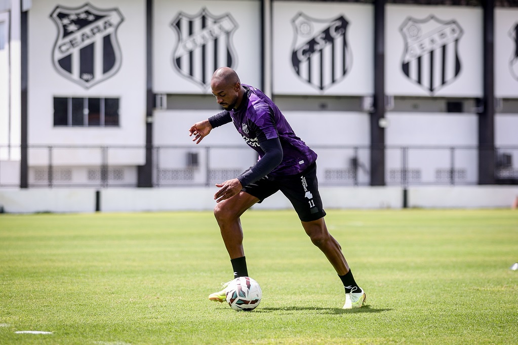 Ceará realiza mais um treinamento para confronto com o Avaí e segue sua preparação para a partida
