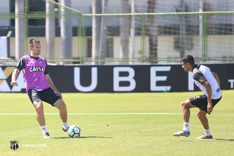 Nessa sexta-feira, Ceará realiza último treino, antes de viagem para Curitiba