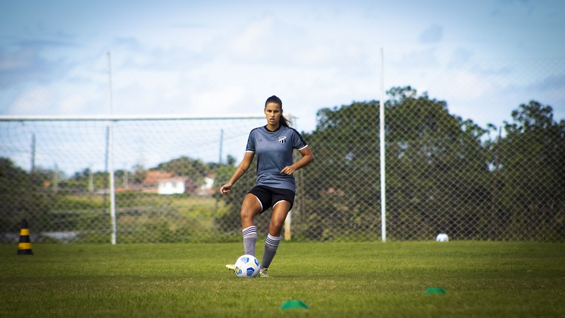 Fut. Feminino: Antes da viagem para Aracaju, Meninas do Vozão fazem último treino na capital cearense