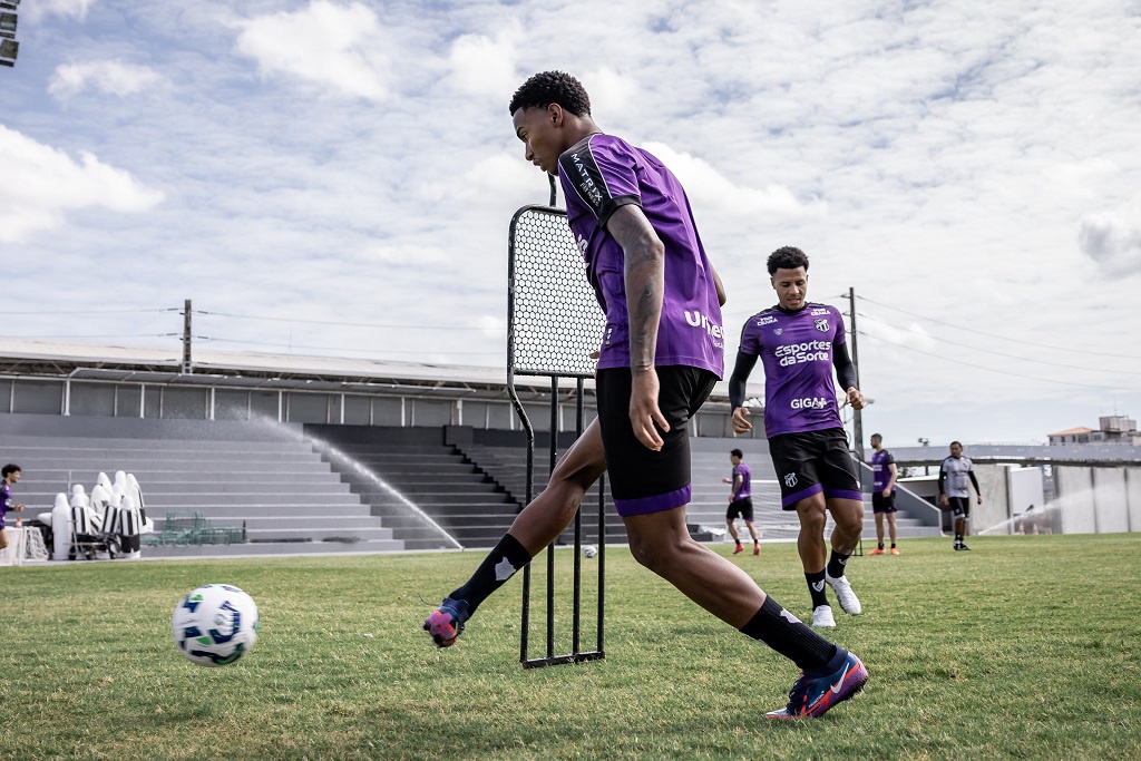 Ceará se reapresenta e foca atenções na semifinal da Copa do Nordeste, diante do Bahia