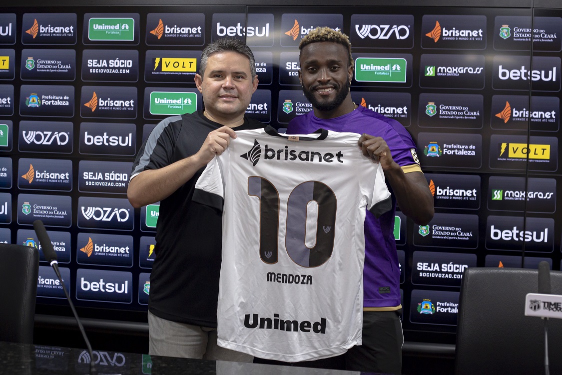 Steven Mendoza: "Estou pronto para jogar e vim para ajudar o Ceará"