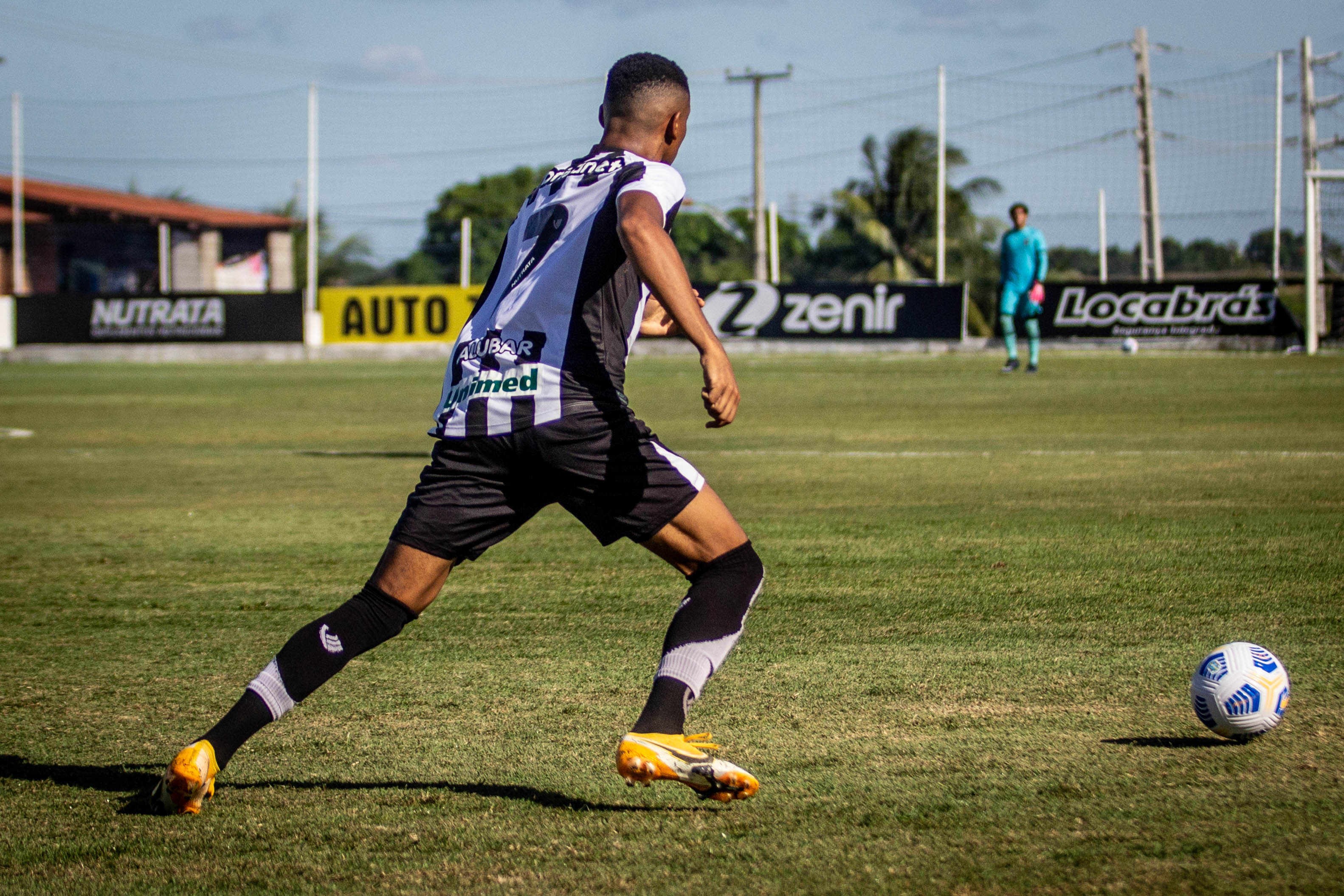 Dois jogos em casa marcam semana das categorias de base do Vozão