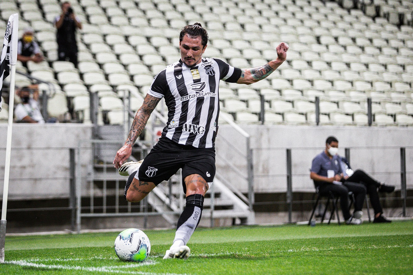Como visitante, Ceará não perde há quatro jogos no Brasileirão