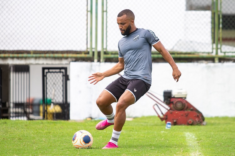 Samuel Xavier destaca a importância de chegar em mais uma final de estadual