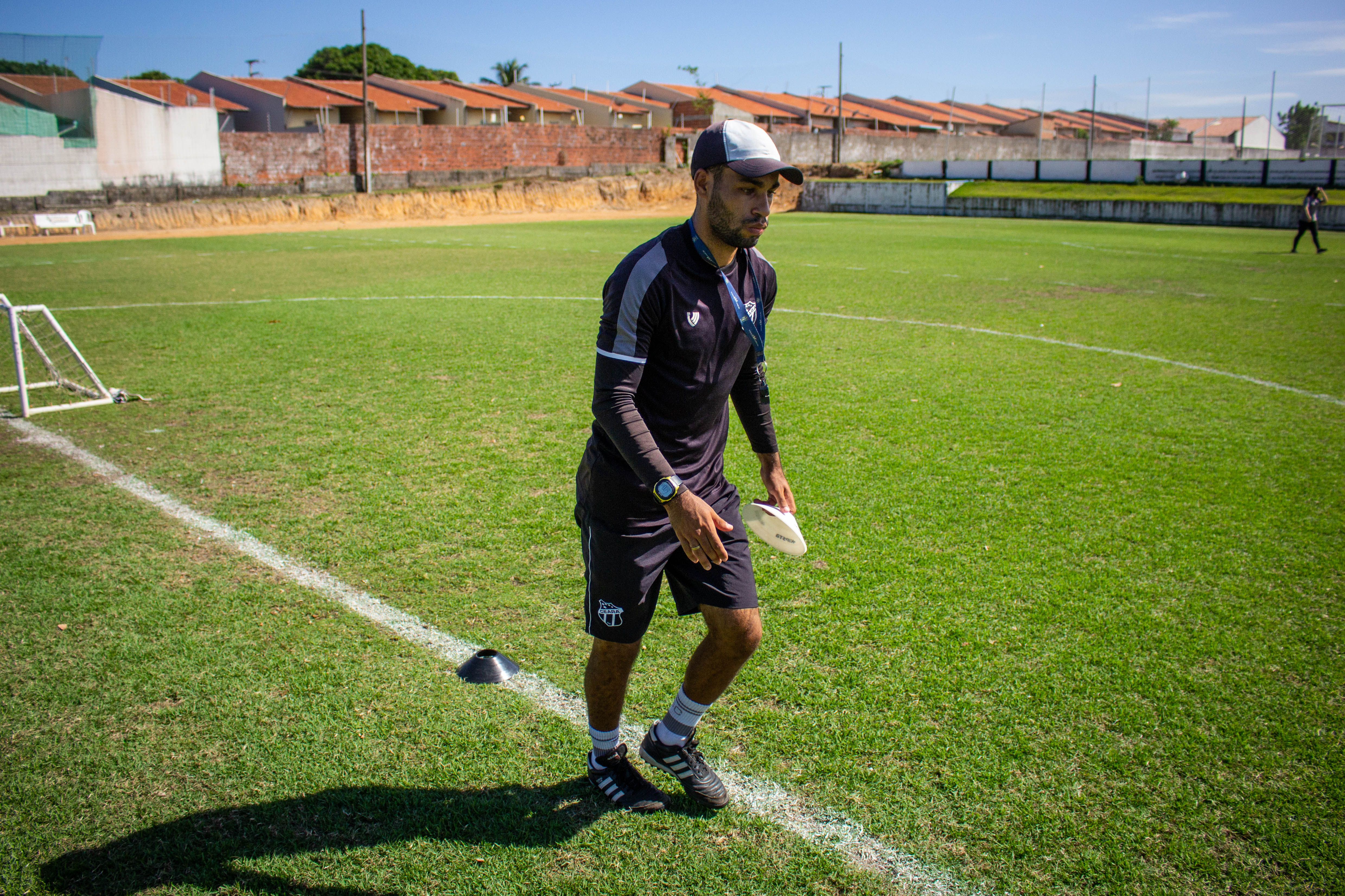 Futebol Feminino: Treinador Jorge Victor concederá coletiva nesta quinta-feira, 15/07