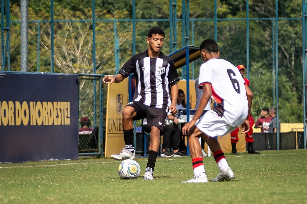 Sub-14: Em encerramento da fase de grupos da Nordestinho, Ceará empata por 0 x 0 com Vitória