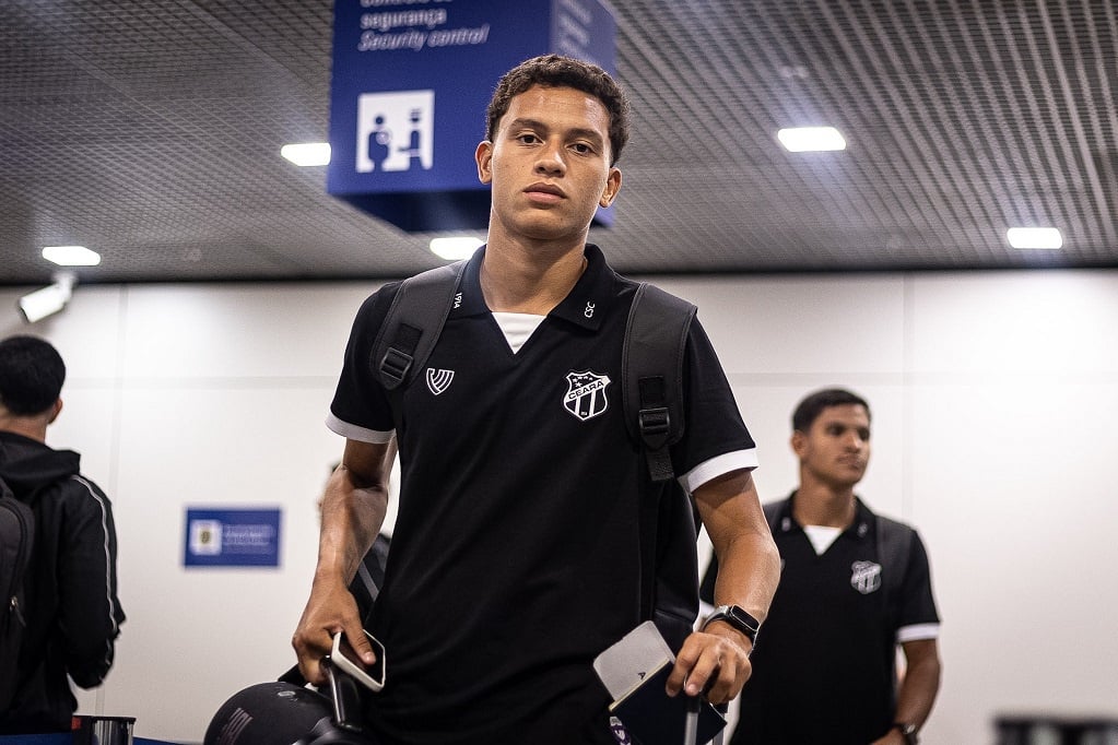 Sub-17: Ceará embarca a caminho da França para disputa do Festival D’Armor