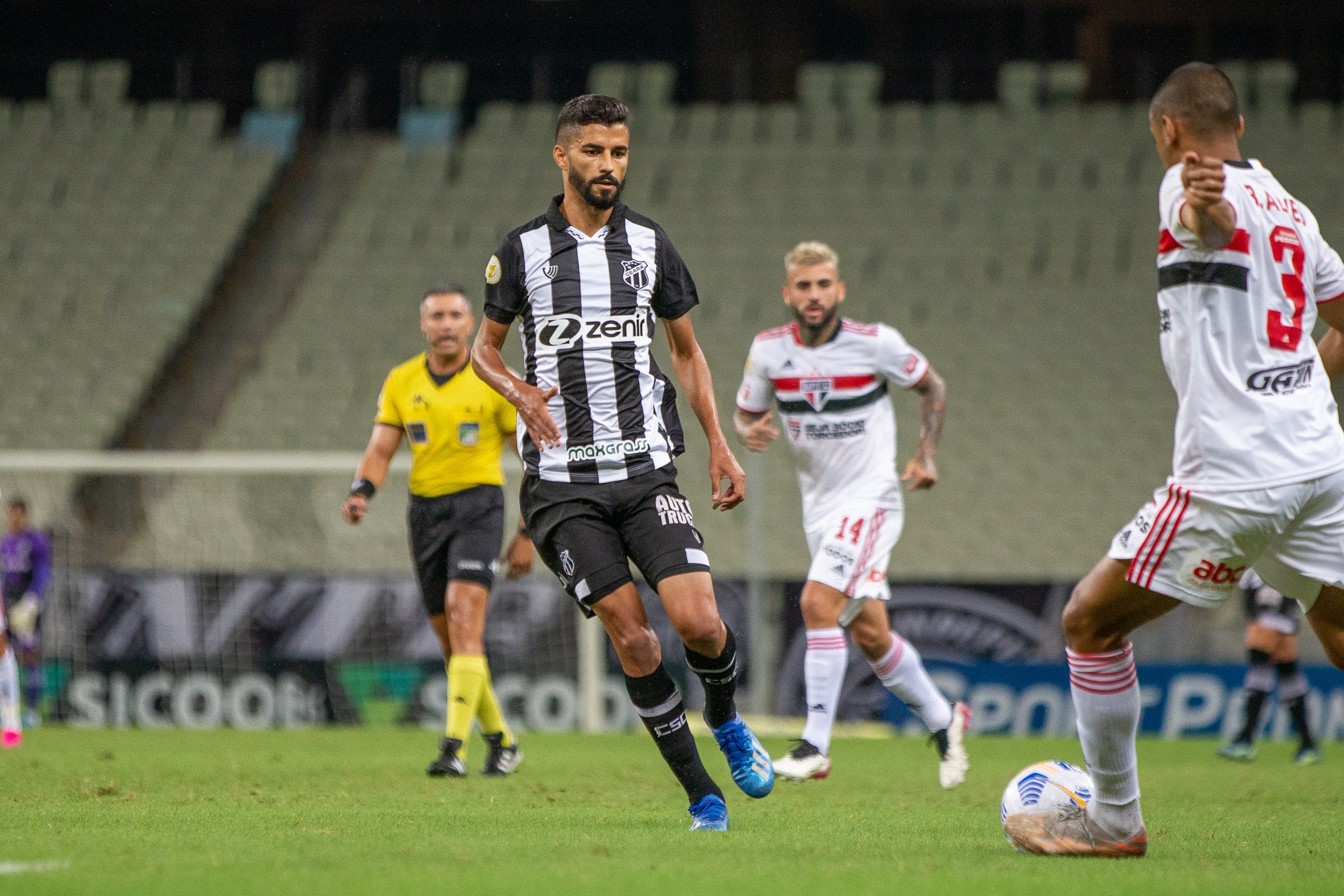 Série A: Ceará busca o gol da vitória até o fim, mas fica no empate com o São Paulo, na Arena Castelão