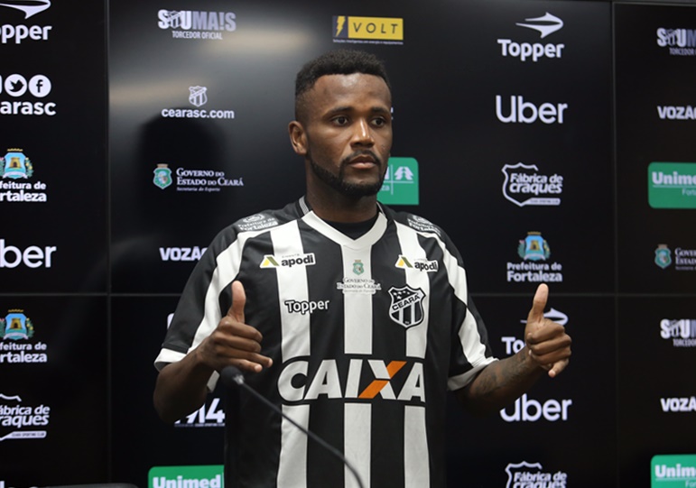 Atacante Willie é apresentado: "Ser contratado pelo Ceará é uma grande realização"