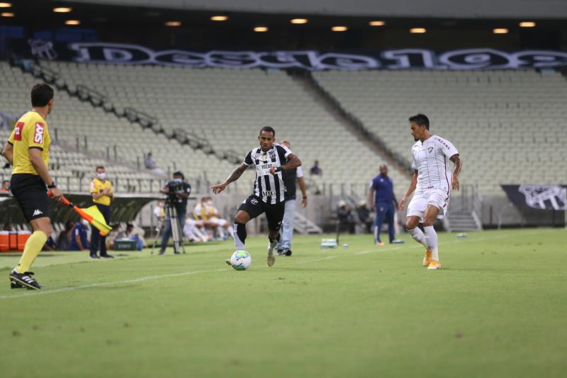 Série A: Ceará cria, busca vitória, mas é derrotado pelo Fluminense, na Arena Castelão
