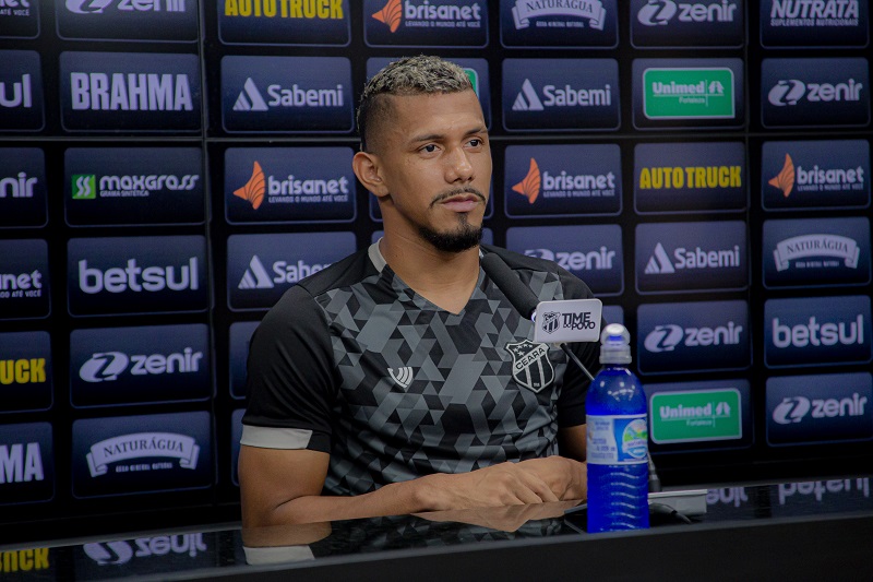 Fernando Sobral projeta jogo contra o Santos: “Temos que jogar com muita sabedoria pra conquistar os três pontos”
