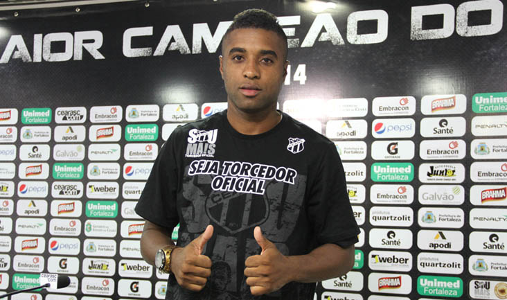Marcus Vinícius: “É uma honra defender o Ceará no ano do Centenário”