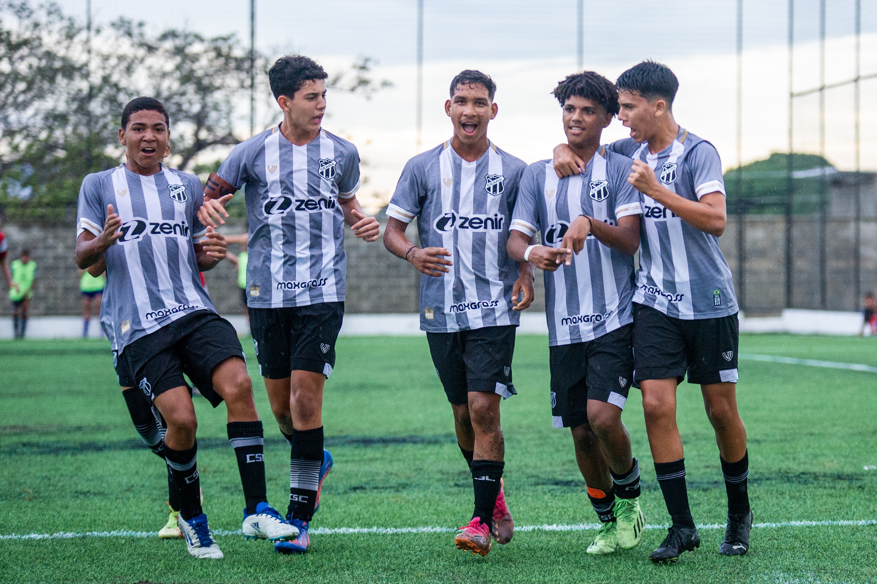 Sub-15: Em Itaitinga, Ceará vence Santa Cruz/CE na estreia da Copa Seromo