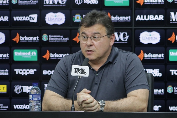 Presidente Robinson de Castro participa do programa Troca de Passes