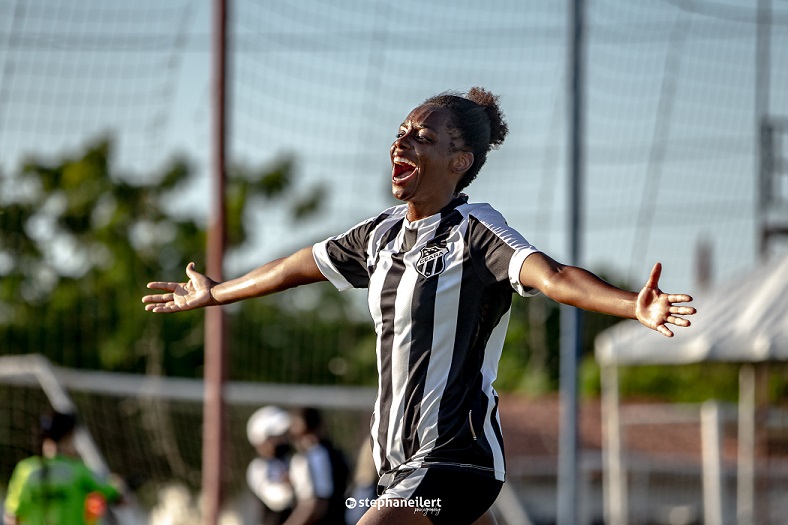 Ceará vence o Fortaleza e se isola na liderança do Cearense Feminino 2020