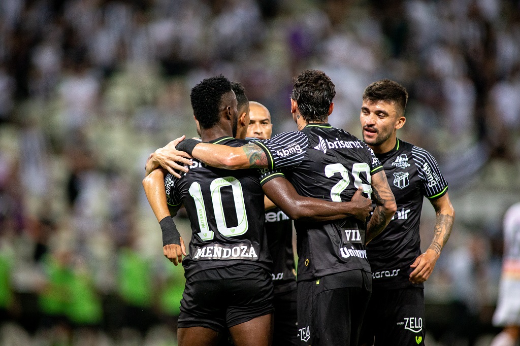 Copa do Nordeste: Em noite de grande atuação coletiva, Ceará goleia o Globo por 5x0