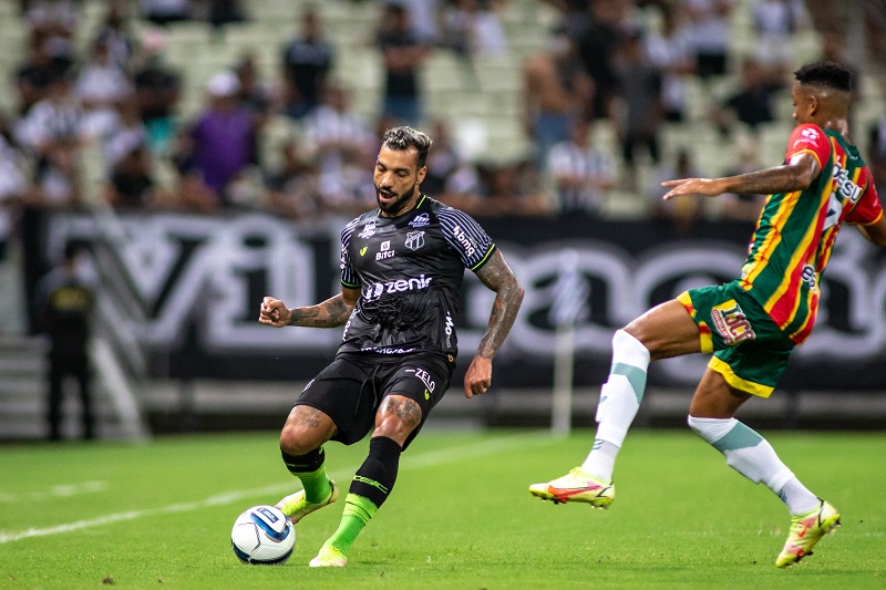 Ceará luta até o final, mas fica no empate com o Sampaio Corrêa pela Copa do Nordeste