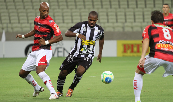 Estreando na Série B 2014, Vozão supera o Oeste e entra no G-4