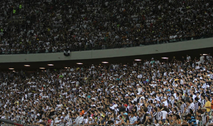 Em nova pesquisa, Ceará comprova ser o time de maior torcida do Estado