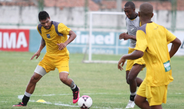 Tarde de treino técnico movimentou o estádio Vovozão