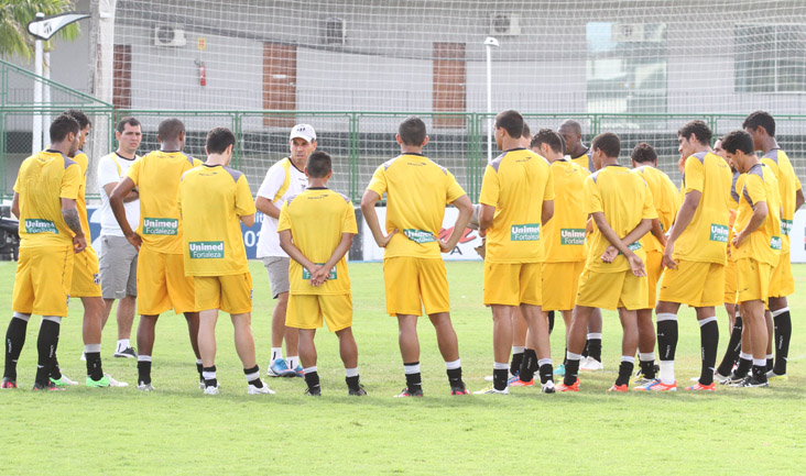 Grupo alvinegro vai treinar nesta tarde. Viagem será à noite