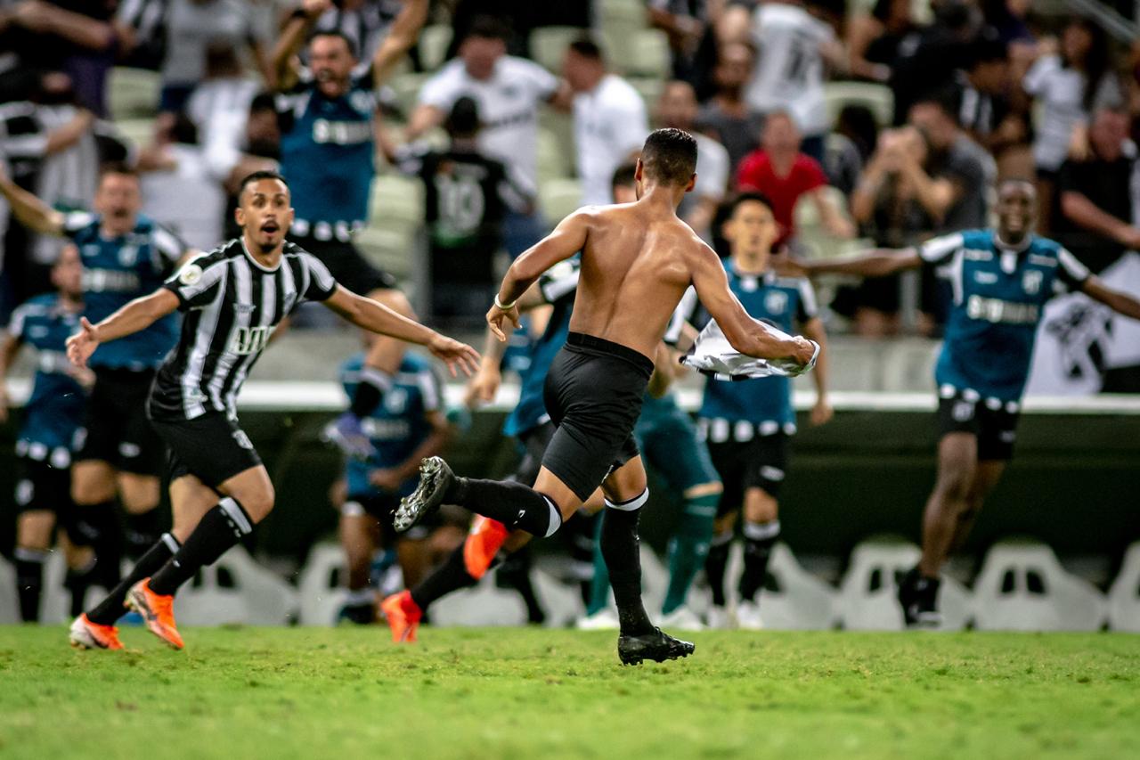 Ceará empata com Athletico/PR na Arena Castelão