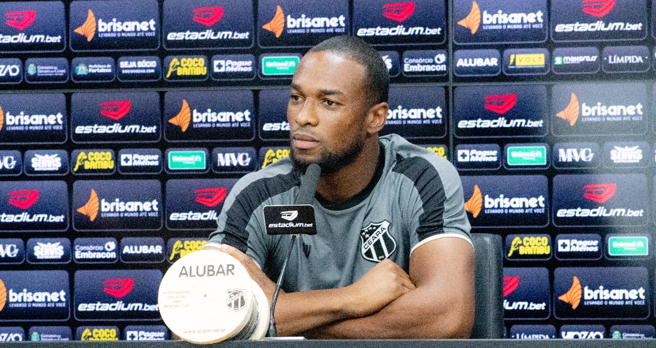 Vozão TV: Em coletiva de imprensa, Luiz Otávio fala sobre Clássico-Rei