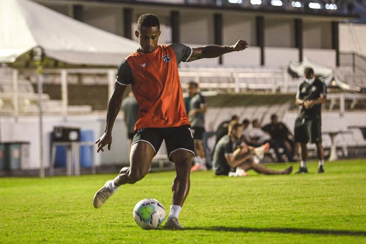 Série A: Ceará já concentra atenções no jogo diante do Flamengo