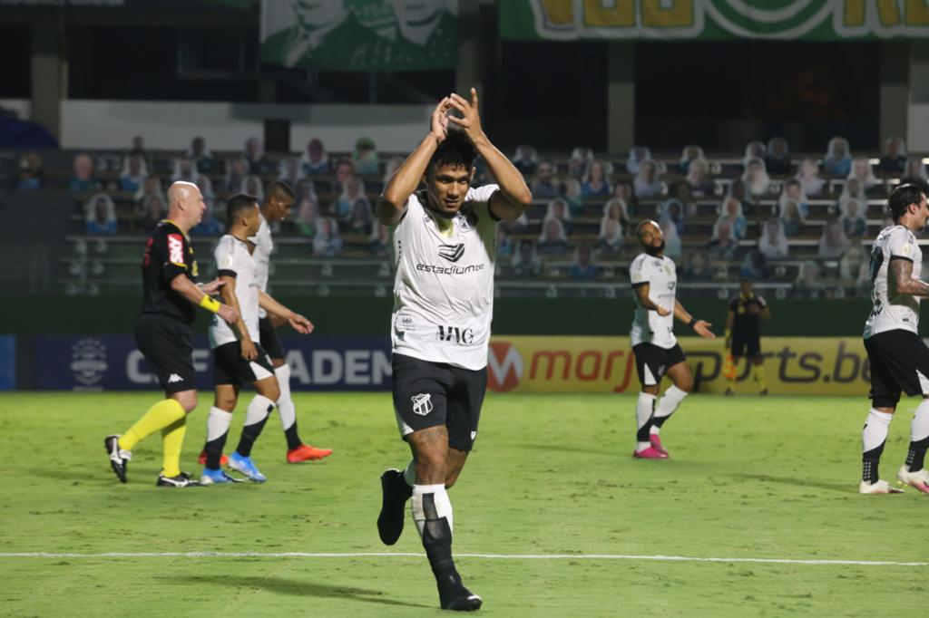 Série A: Jogando fora de casa, Ceará é soberano e goleia o Goiás por 4x0