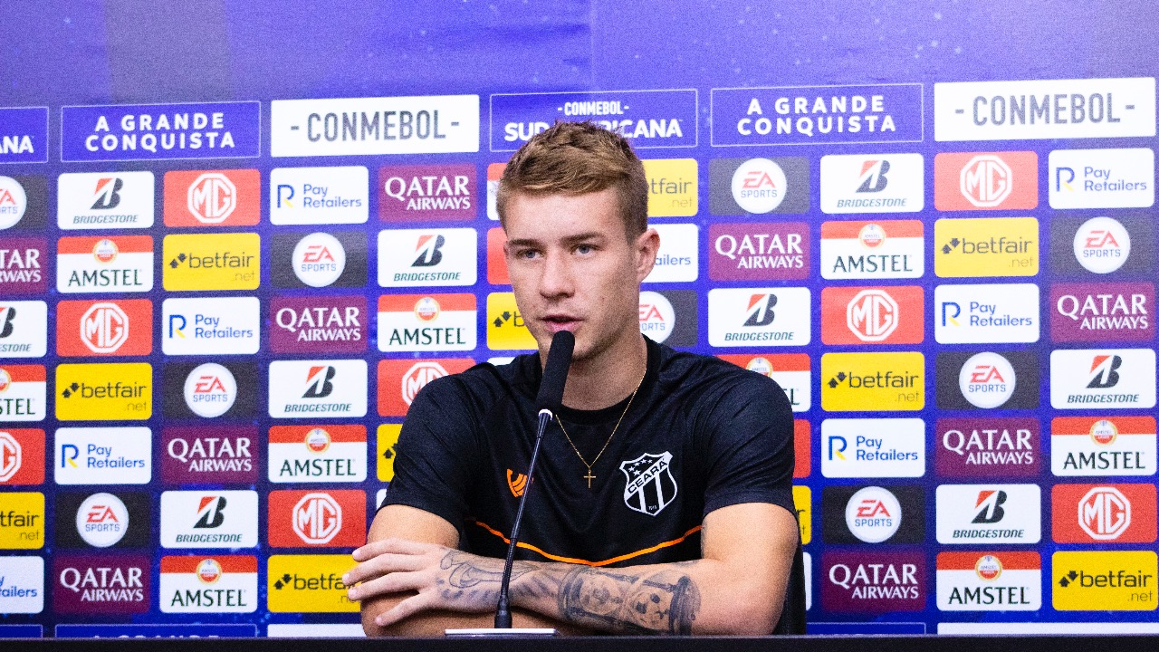 Em coletiva pré-jogo, Charles afirma: “A gente quase venceu o Arsenal lá e amanhã tem que ser daquilo para melhor”