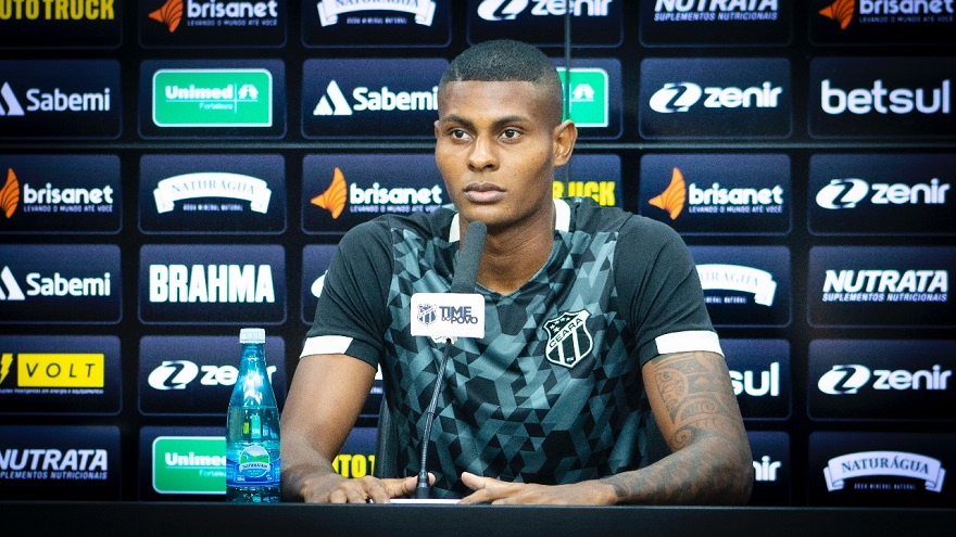 Atacante Cléber fala sobre Clássico-Rei na Copa do Brasil: “Esse é um jogo pra ser decidido nos mínimos detalhes”