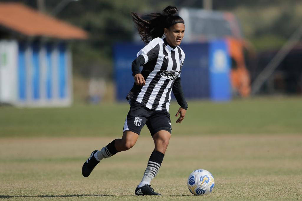 Atacante Tainara Almeida é convocada para jogos da Seleção Brasileira Sub-20