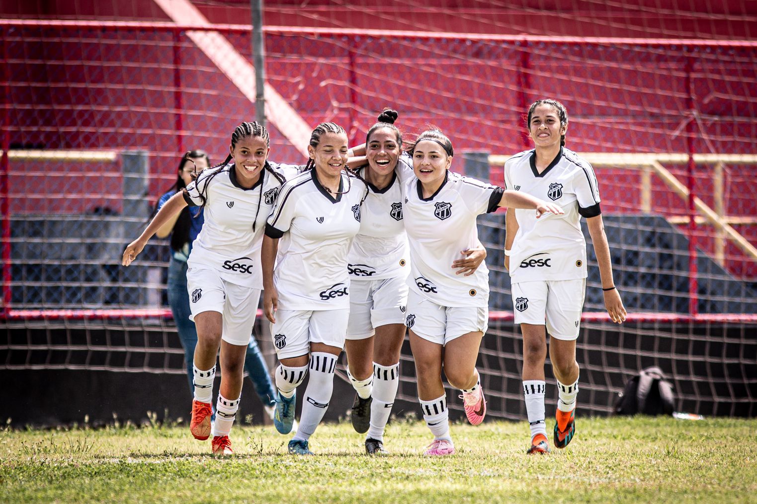 Fut. Feminino Sub-17: Clássico-Rainha termina empatado e Ceará garante vaga nas semifinais do Estadual