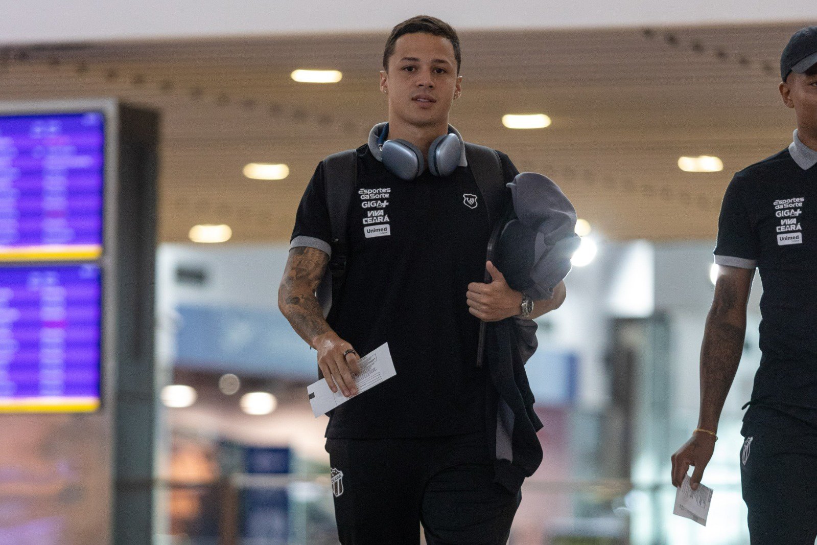 Com foco na Copa do Nordeste, Ceará embarca para o Maranhão para enfrentar o Sampaio Corrêa