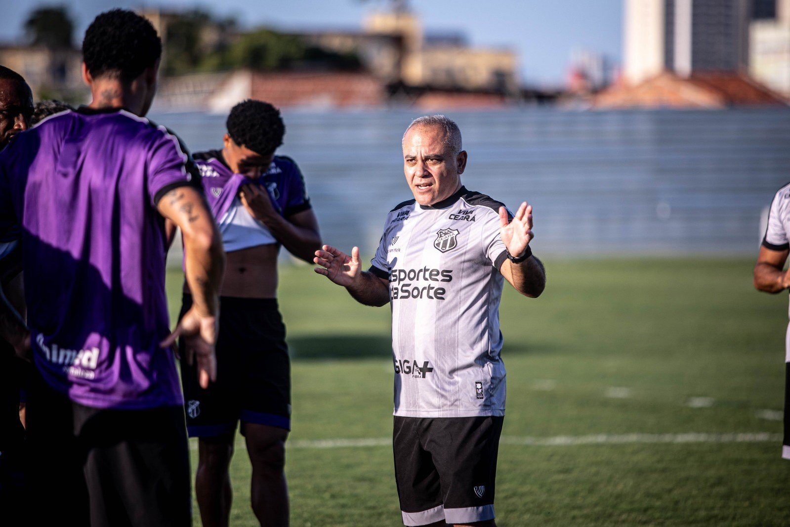Diego Kami Mura comenta sobre avaliações dos atletas em retorno às atividades e detalha semana de treino