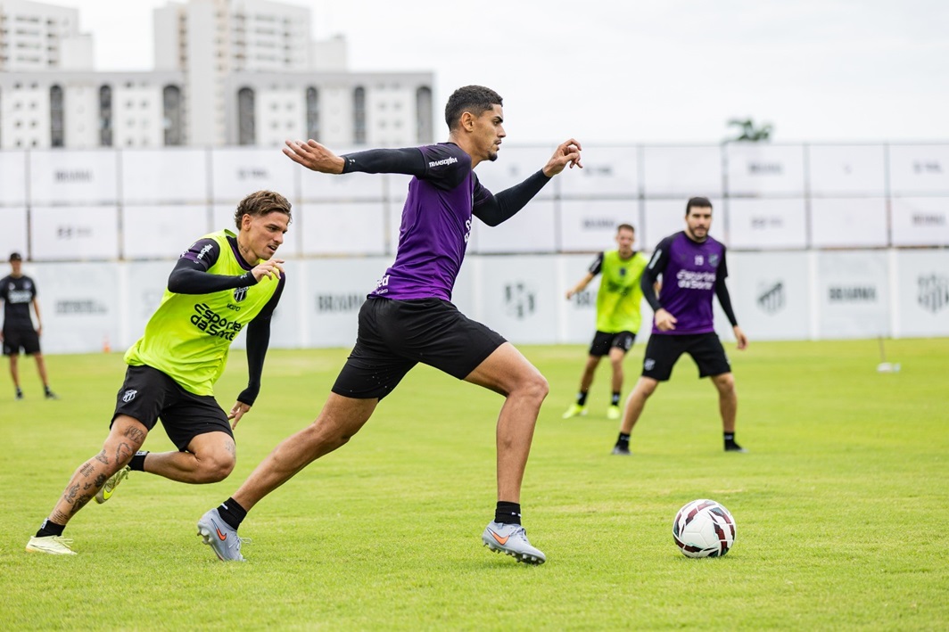 Em Porangabuçu, Ceará inicia preparação para duelo contra o Sport pela Série B
